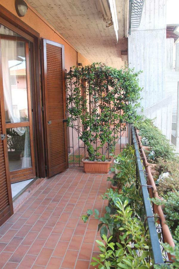 Indesenzano Apartment Desenzano del Garda Ngoại thất bức ảnh