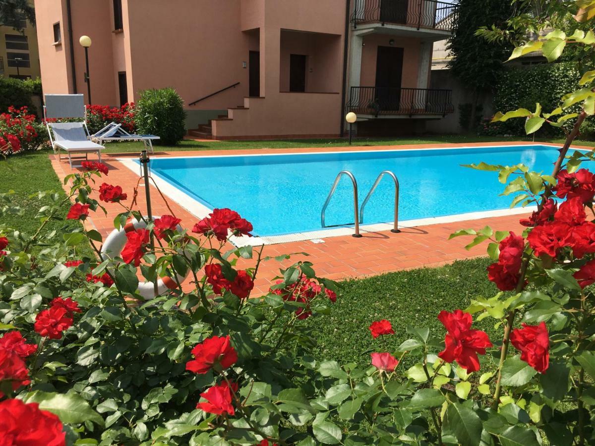Indesenzano Apartment Desenzano del Garda Ngoại thất bức ảnh