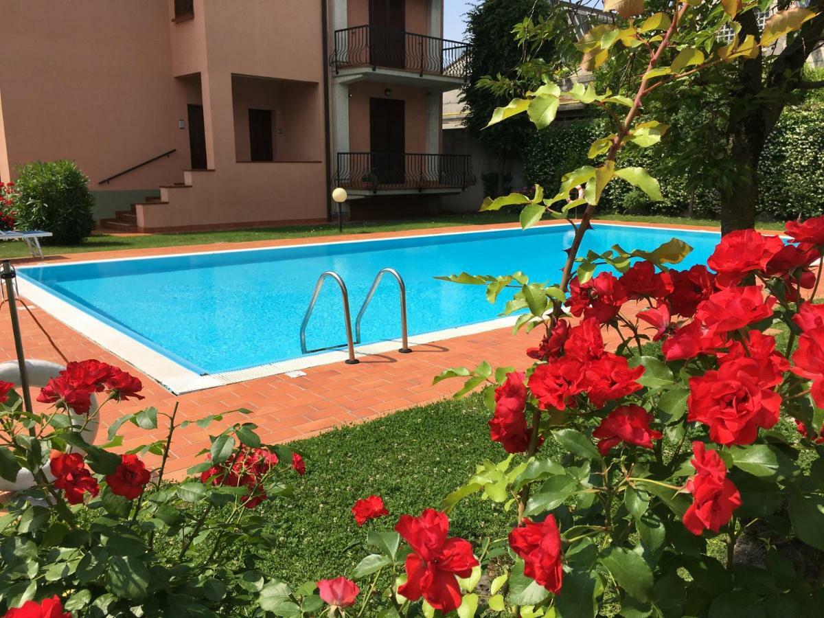 Indesenzano Apartment Desenzano del Garda Ngoại thất bức ảnh