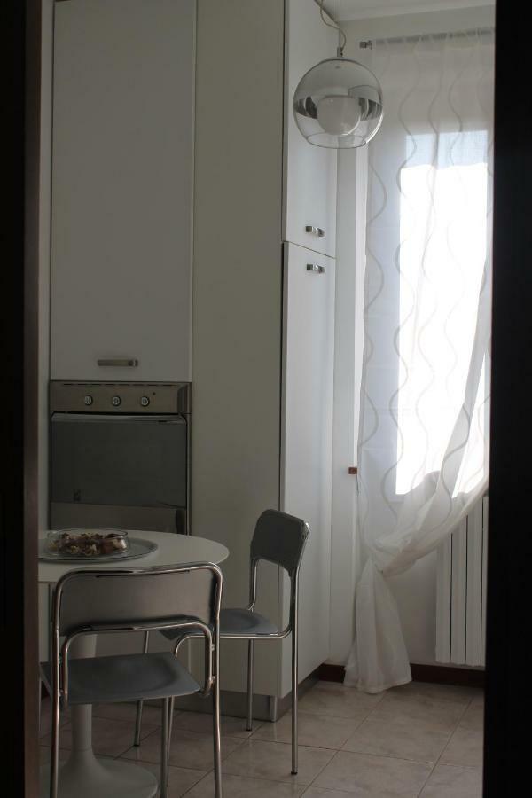 Indesenzano Apartment Desenzano del Garda Ngoại thất bức ảnh