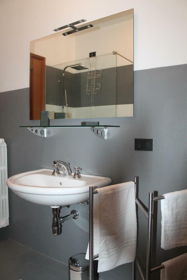 Indesenzano Apartment Desenzano del Garda Ngoại thất bức ảnh