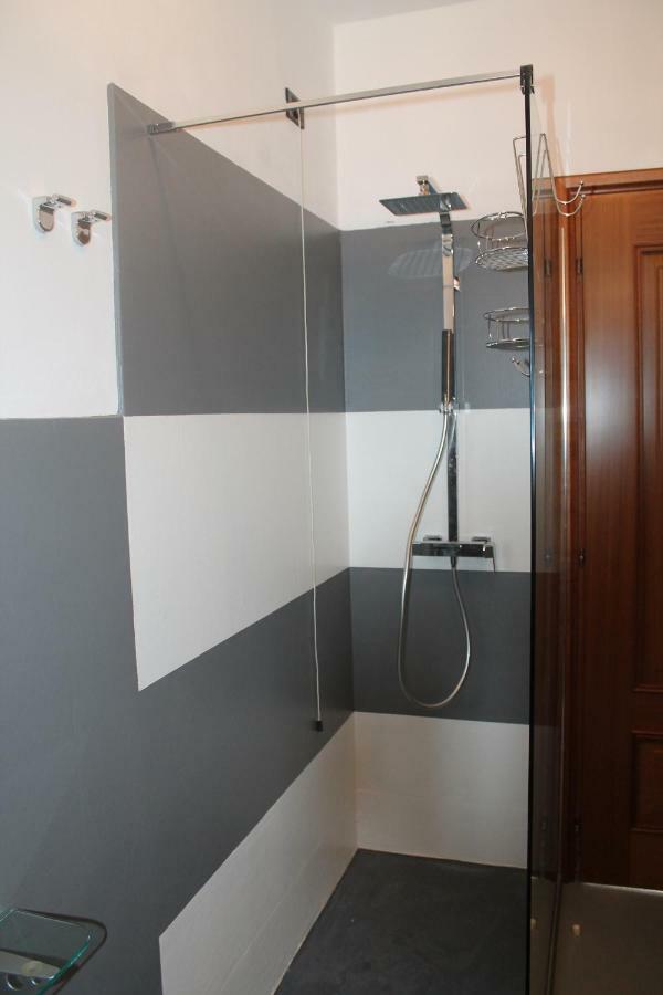 Indesenzano Apartment Desenzano del Garda Ngoại thất bức ảnh